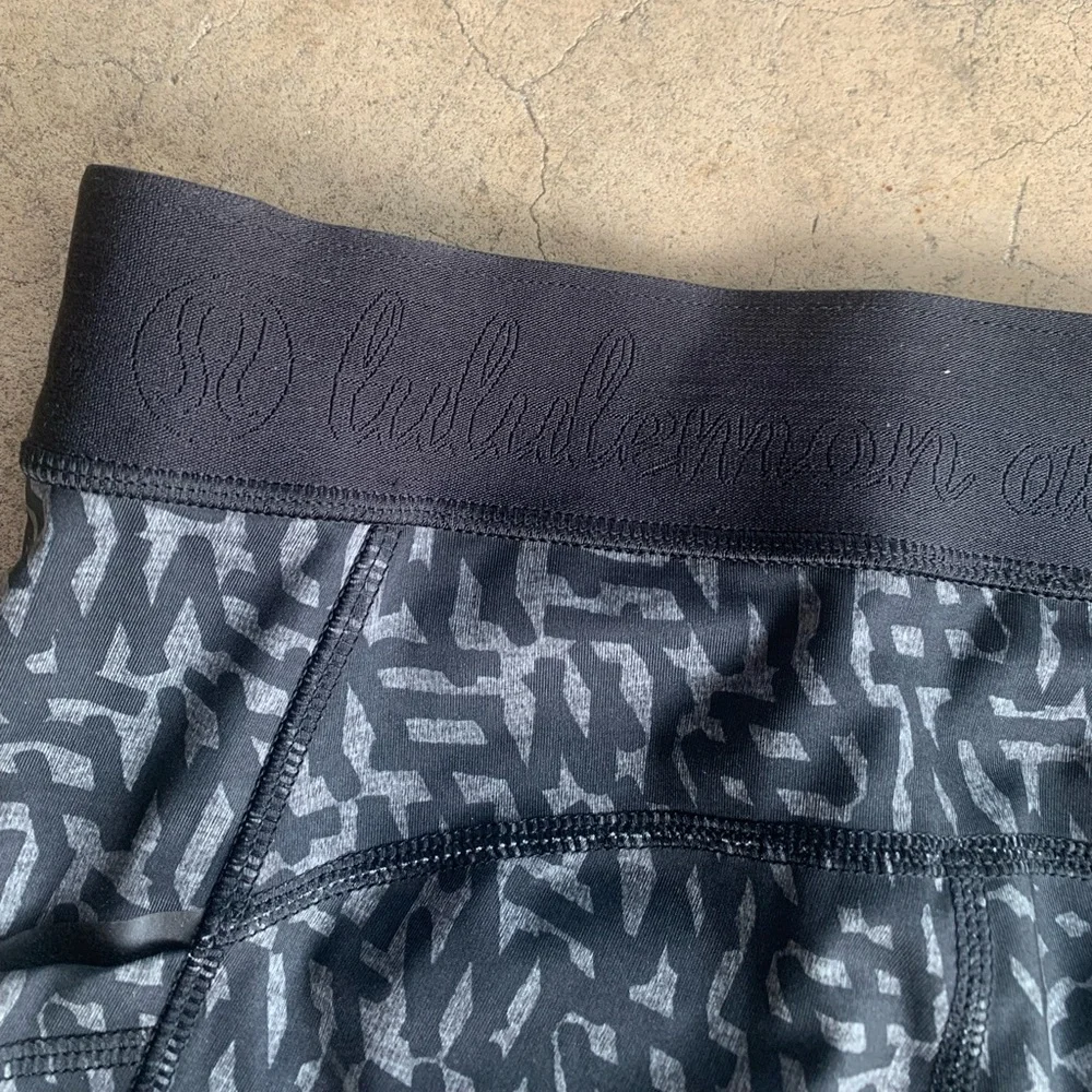 Lululemon shorts - Picture 3 of 5